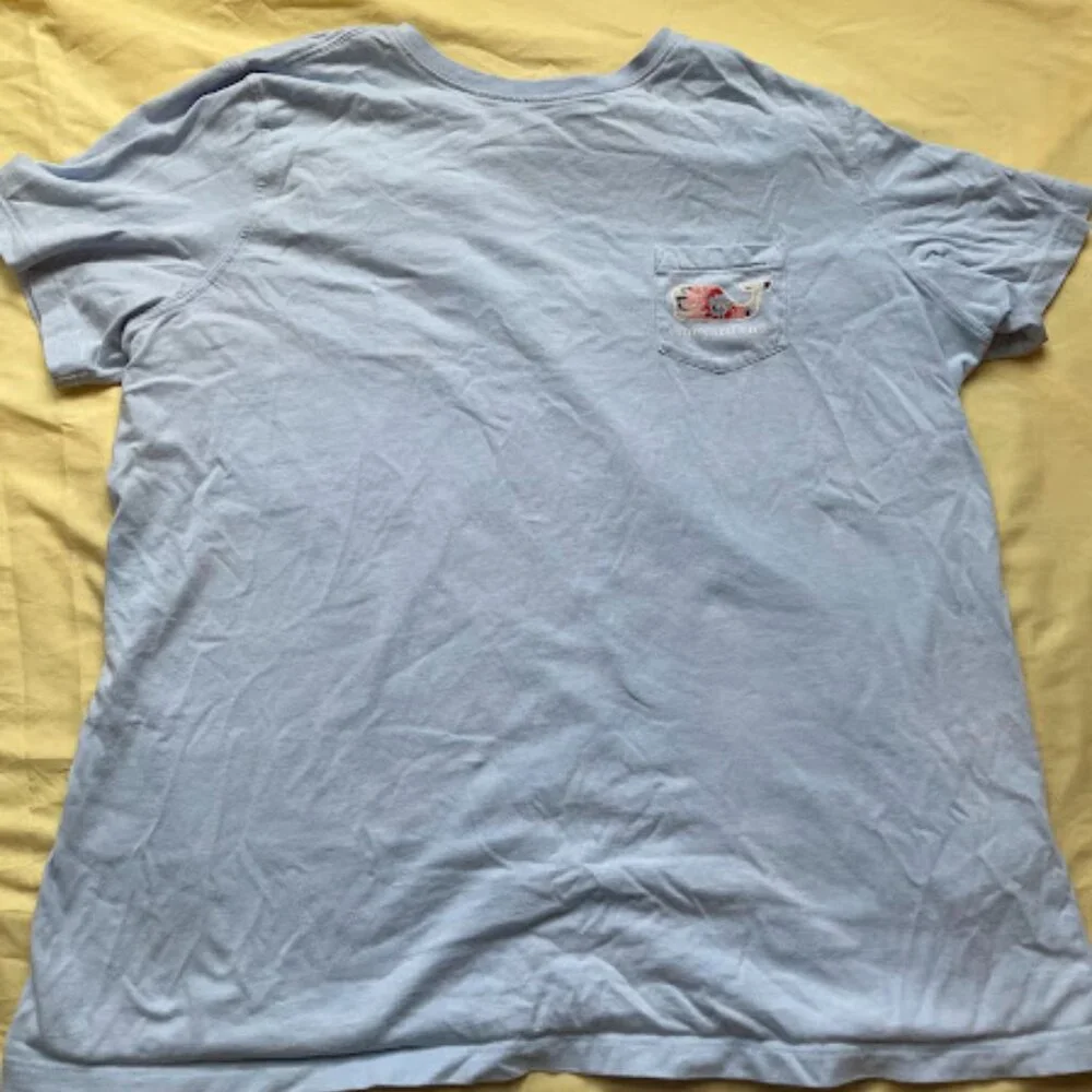 Vineyard Vines | Whale Graphic Pocket Tee | Light Blue | Size XL | Used - Picture 1 of 3